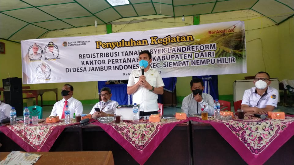 Sekretaris Kecamatan Siempatnempu Hilir Redi Antonius Nababan, S.STP., MSP